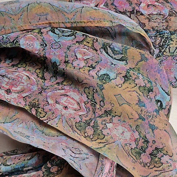 Chiffon scarf - Picture 3 of 4